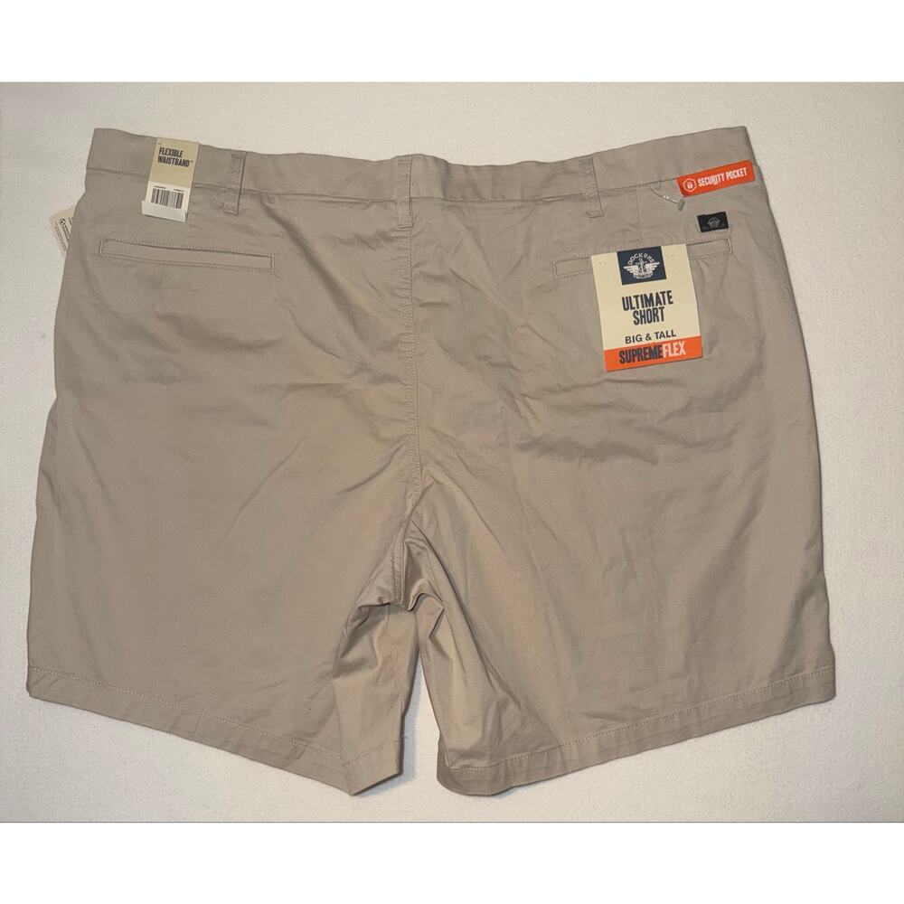 Docker men’s new Khaki with flexible waistband shorts - Picture 2 of 14